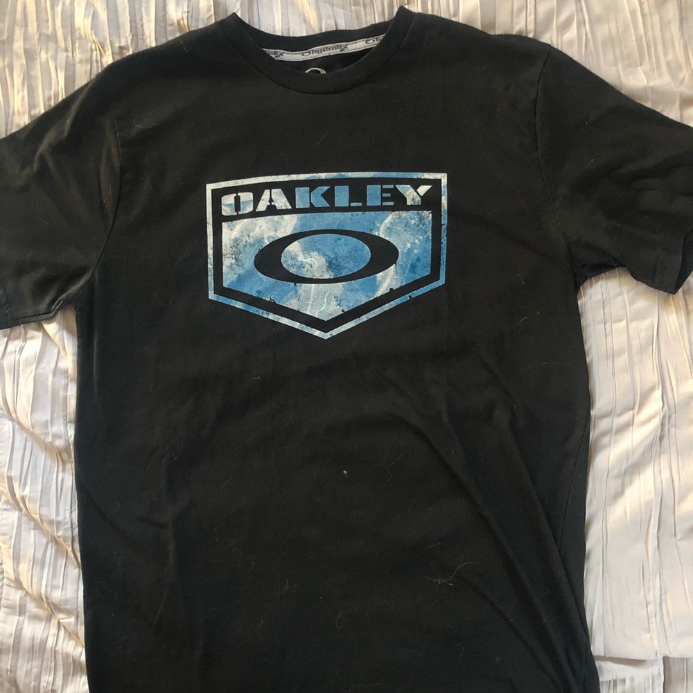 Mens oakley t shirt